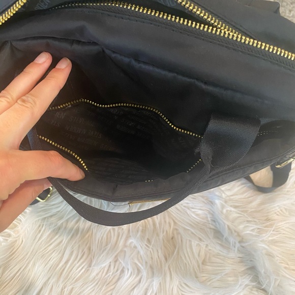 Back pack - Picture 4 of 5